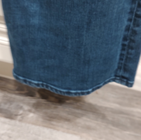 7 for all Mankind Boot it Jeans - Picture 4 of 10